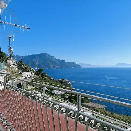 Dachi House Ferienhaus Amalfi